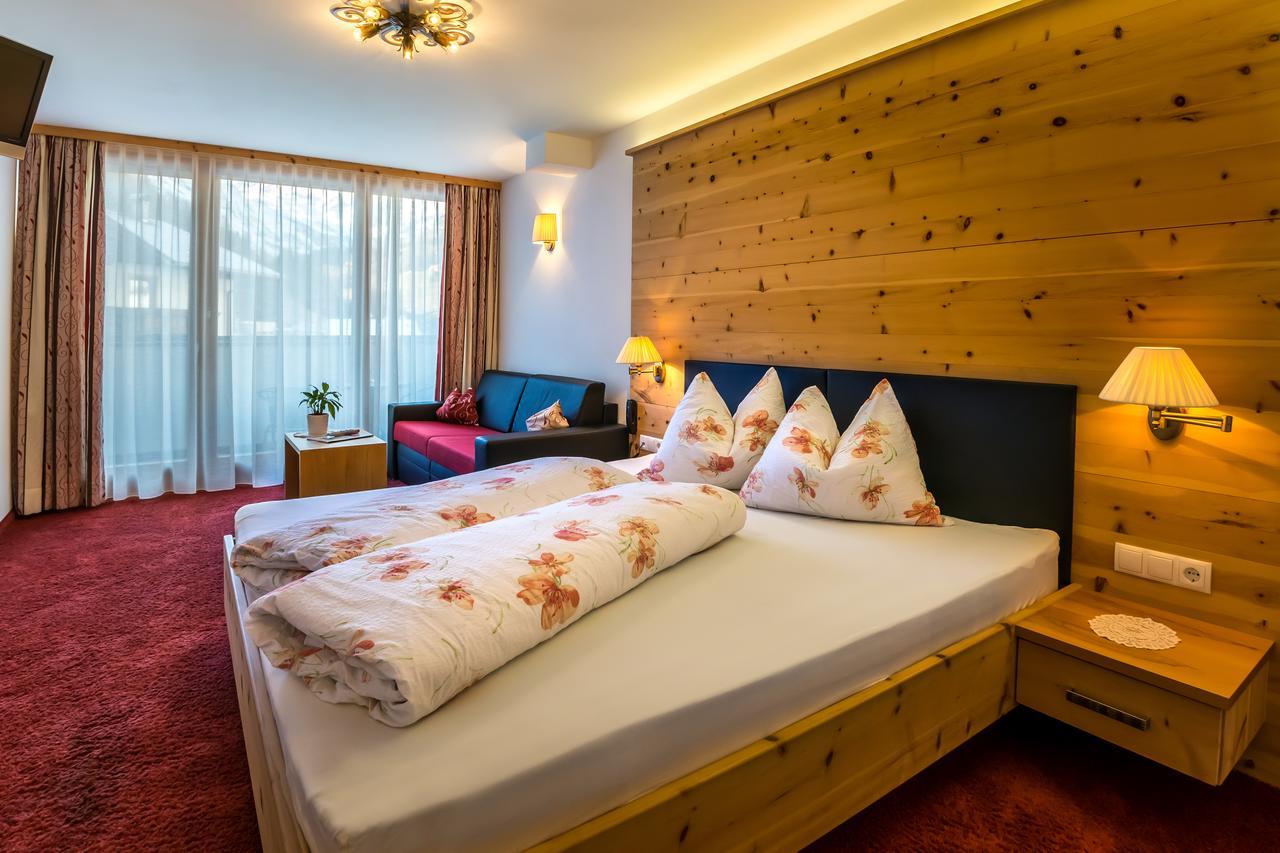 Hotel Restaurant Rosmarie Пфелдерс Екстериор снимка