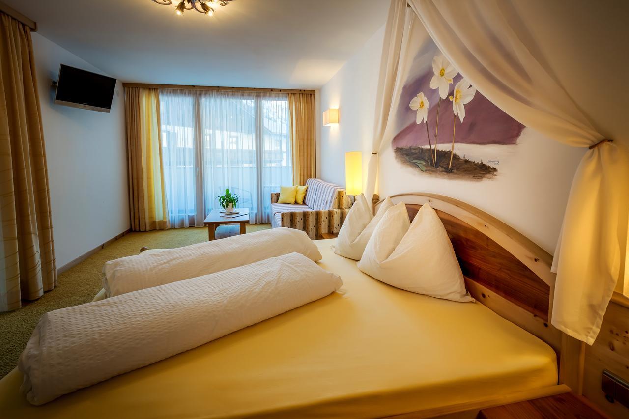Hotel Restaurant Rosmarie Пфелдерс Екстериор снимка